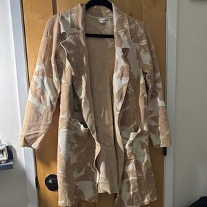 Kathy Ireland Beige and White Teddy Jacket